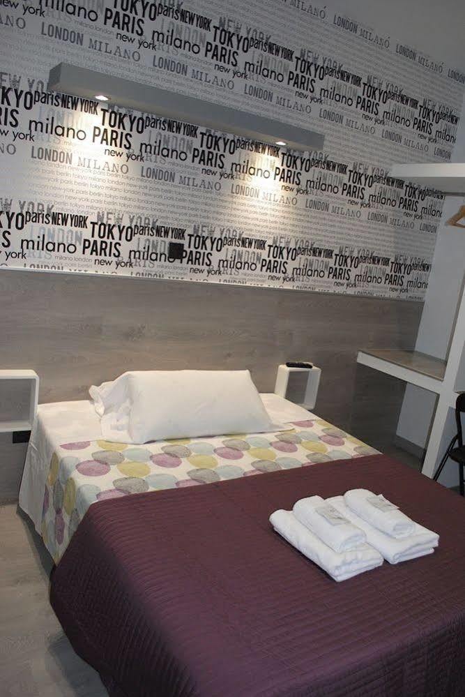 Fuencarral Rooms Madrid Exterior photo